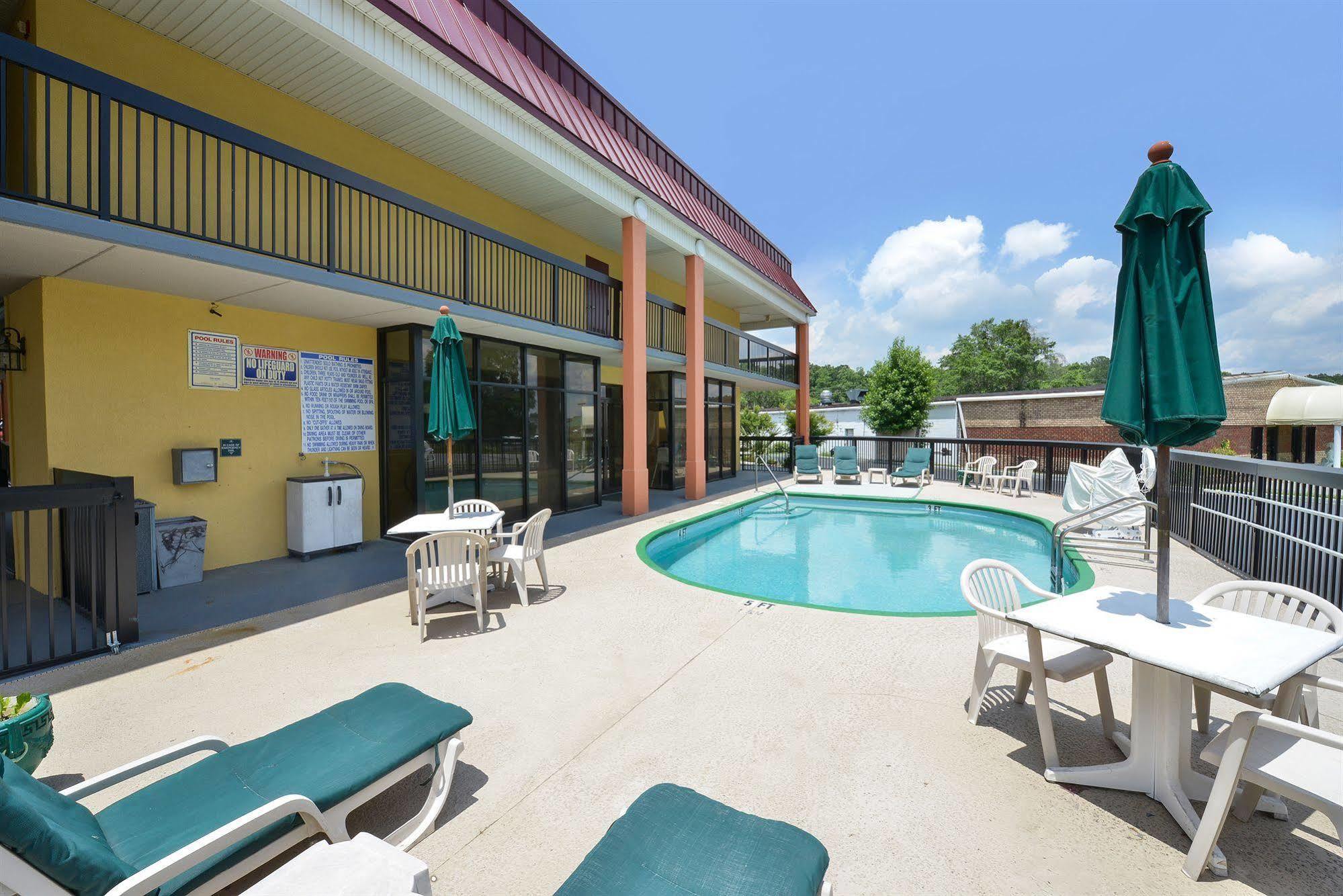 Suburban Studios Hinesville - Fort Stewart Area Kültér fotó